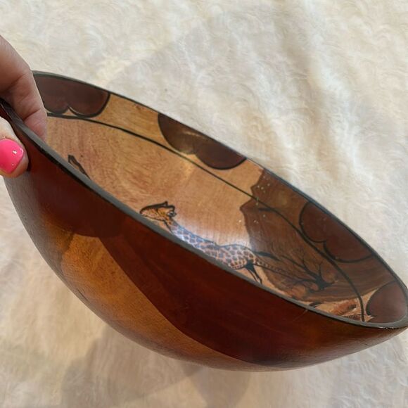 Vintage Hand Crafted Wooden Bowl African Folk Art Brown Giraffe Zebra Elephant - Picture 6 of 8